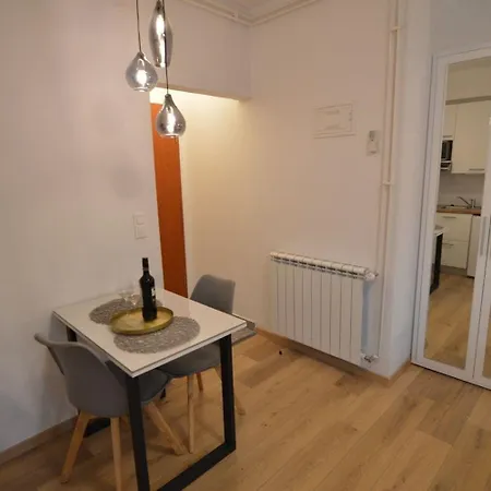 Apartman Gemuetliches Studio-apartment Mit Meerblick Starigrad-Paklenica
