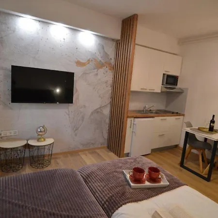 Apartman Gemuetliches Studio-apartment Mit Meerblick *